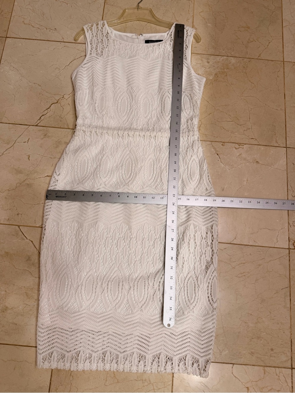 Ellen Tracy White Sleeveless Lace Sheath Dress, Lined, Back Zip, Sz 6 - Picture 13 of 13